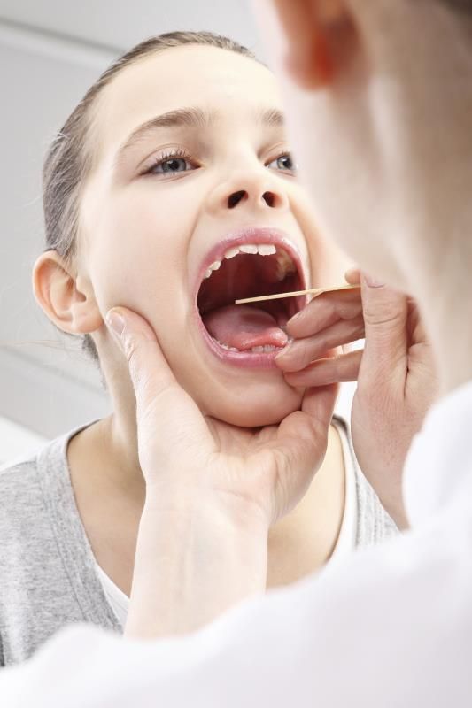 Adenoids or Tonsils -Dr-Qaisar-Ahmed-Dixe-cosmetics